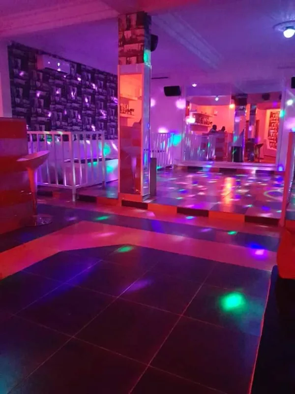 Pub Gloss