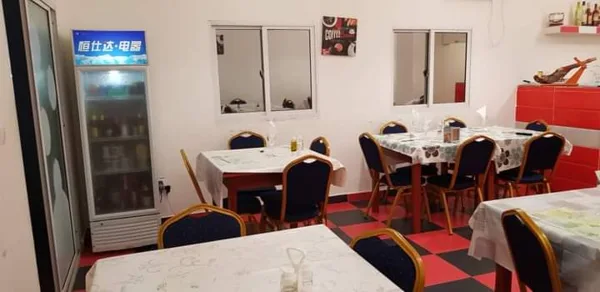 Interior restaurante Ligia